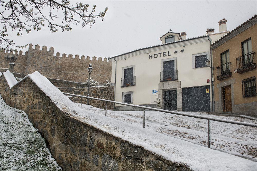 Ávila Hotel Puerta De La Santa מראה חיצוני תמונה
