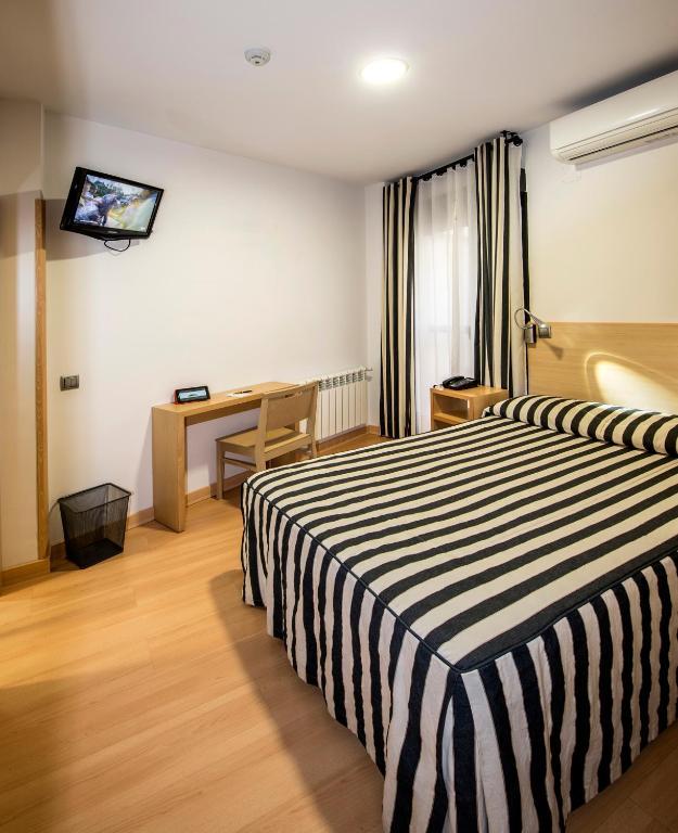 Ávila Hotel Puerta De La Santa חדר תמונה