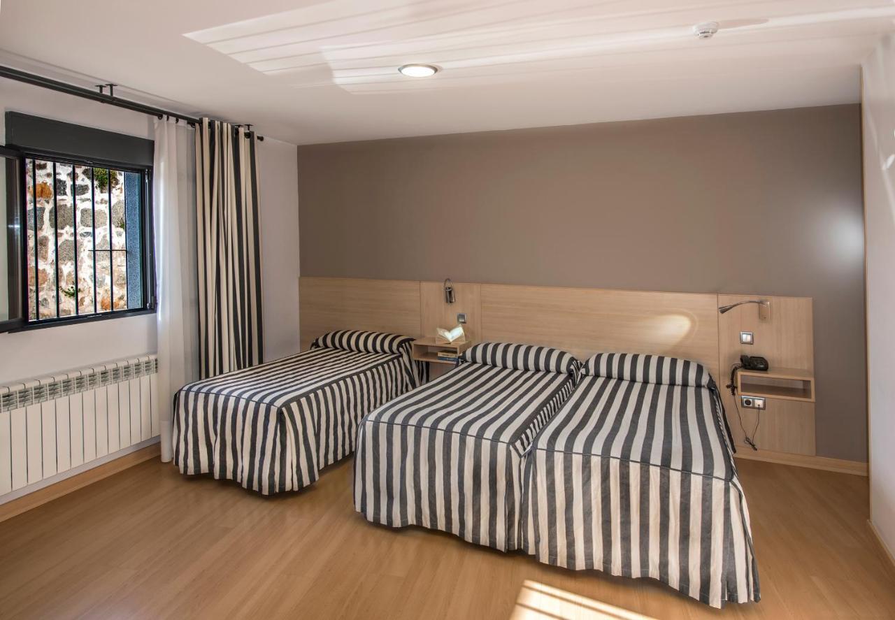 Ávila Hotel Puerta De La Santa חדר תמונה