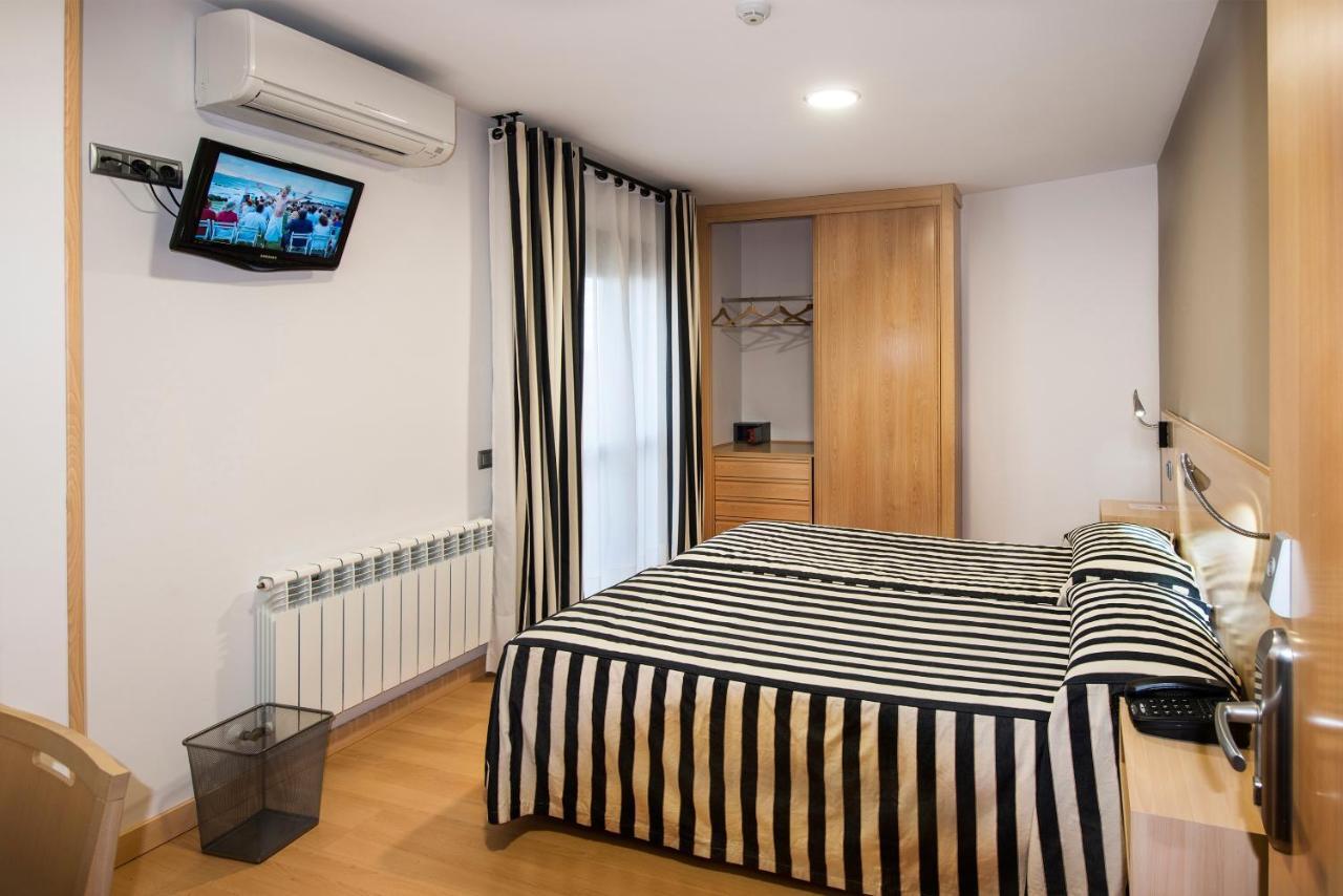 Ávila Hotel Puerta De La Santa חדר תמונה