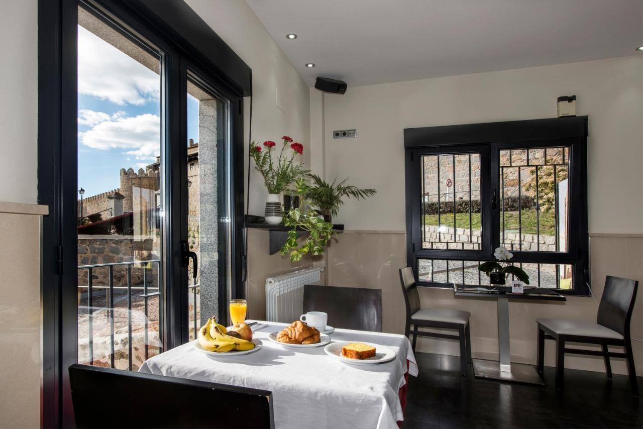 Ávila Hotel Puerta De La Santa מראה חיצוני תמונה