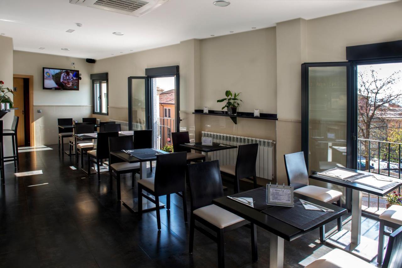 Ávila Hotel Puerta De La Santa מראה חיצוני תמונה